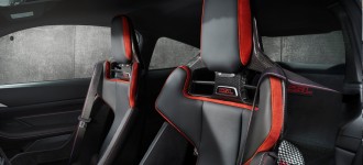 Úplne nový model BMW M4 CSL.
