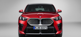 Nový model BMW X2 a úplne prvý model BMW iX2.